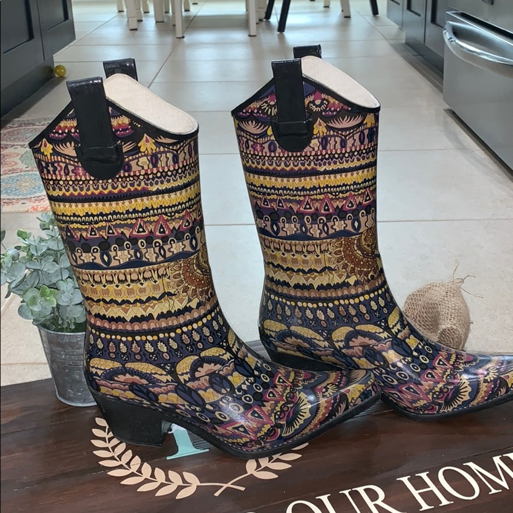 Rain boots
